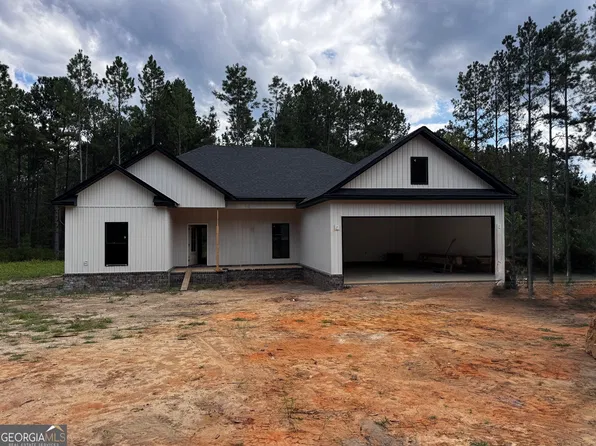 105 Colby Cir, Dublin, GA 31021