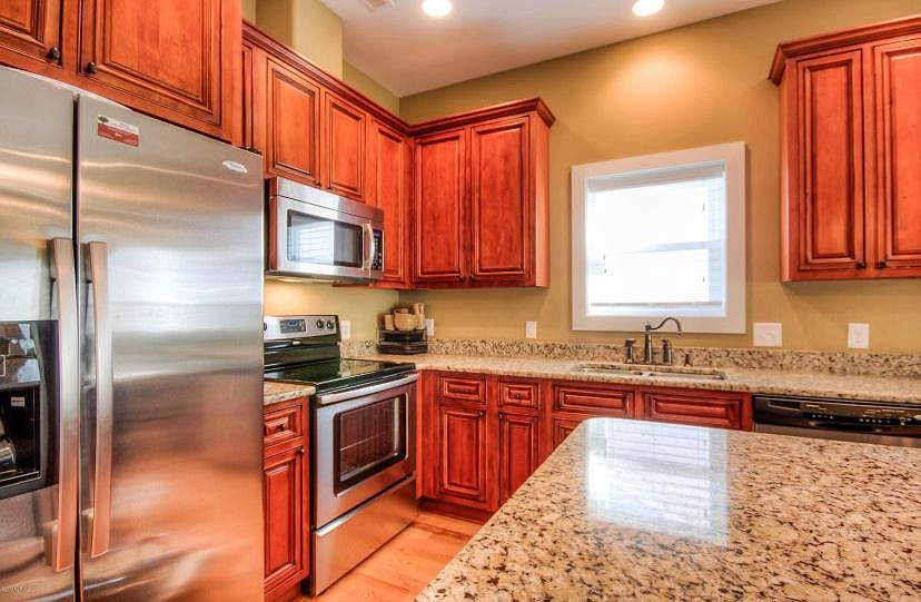 Fully stocked kitchen.