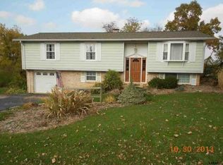 728 Franlyn Dr, Dallastown, PA 17313