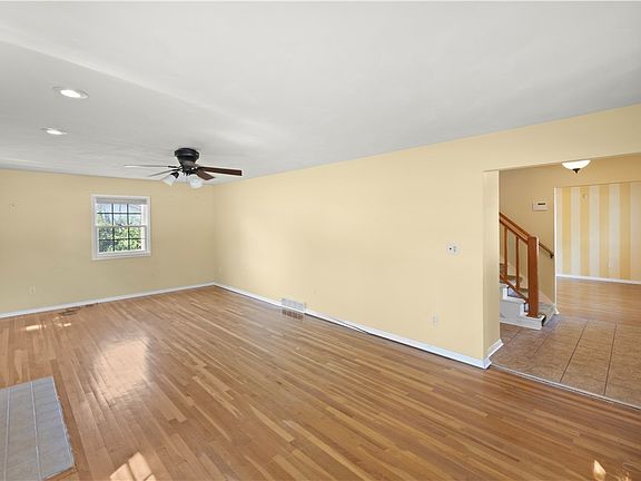 4th image of 4103 N Newcastle Dr