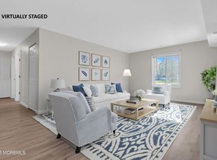 27 Newport Ct #239, Brick, NJ 08724