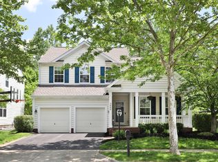 5880 Triplett Sq, New Albany, OH 43054