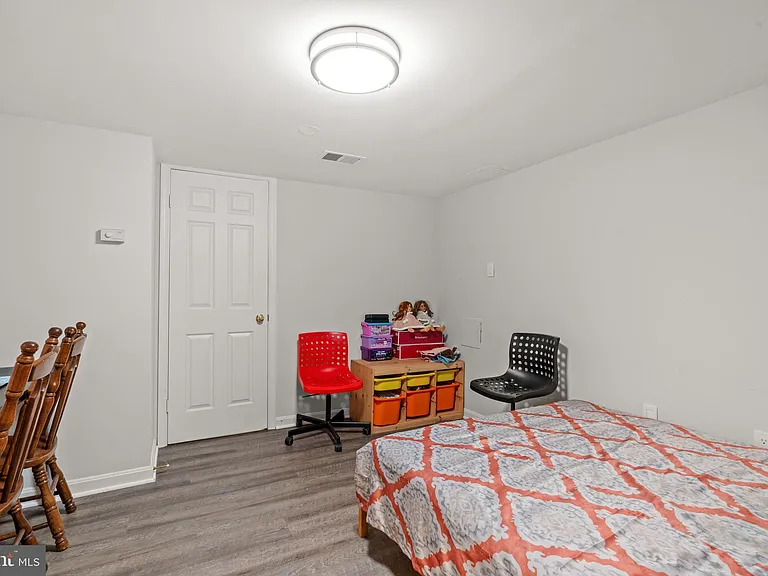 4422 Westover Pl NW — Photo 32