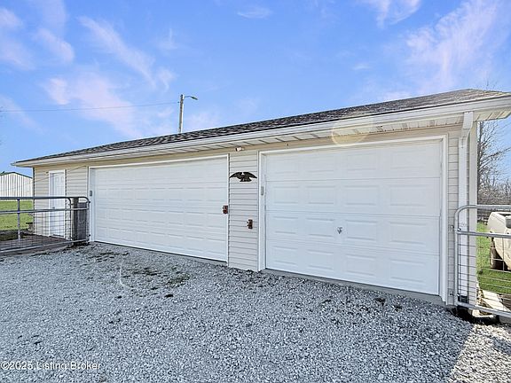 2nd image of 450 Stanley Allen Dr