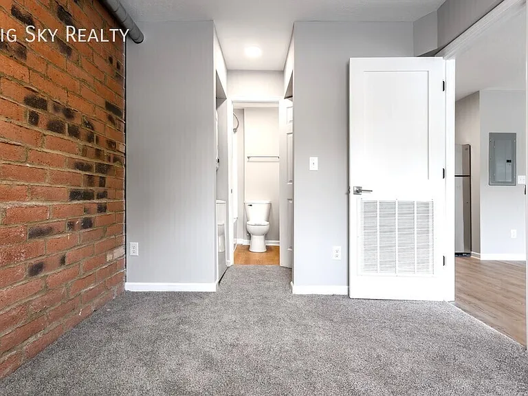 131 N High St #26 — Photo 27