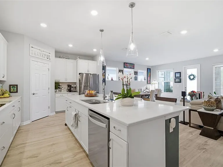 31477 Westbury Estates Ave — Photo 11