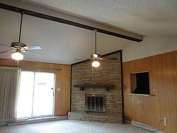 4th image of 6400 King Arthur Ct