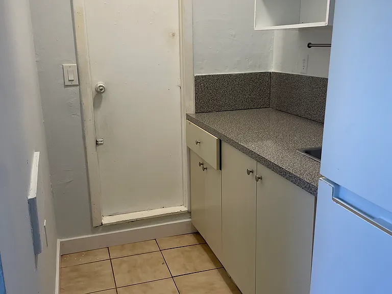 7461 SW 132nd Ave — Photo 4