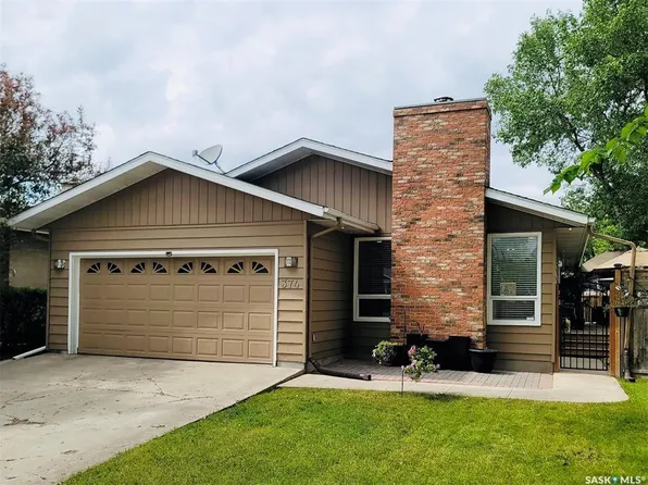 374 Rodenbush DRIVE, Regina, SK S4R 7L5