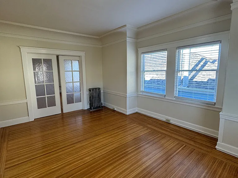 250 Irving St #9 — Photo 7