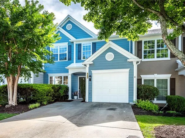 2915 Commonwealth Cir, Alpharetta, GA 30004