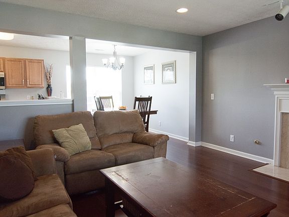 2nd image of 3360 Cain Harbor Dr