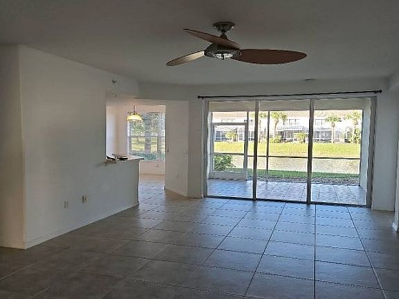 3rd image of 1410 Tiffany Ln APT 2503