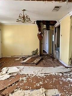 4th image of 3812 Rigolette Rd