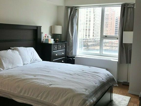 5th image of 404 E 79th St APT 10E