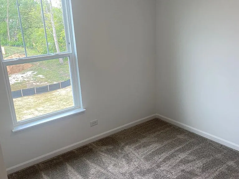 638 Wolverine Dr — Photo 9