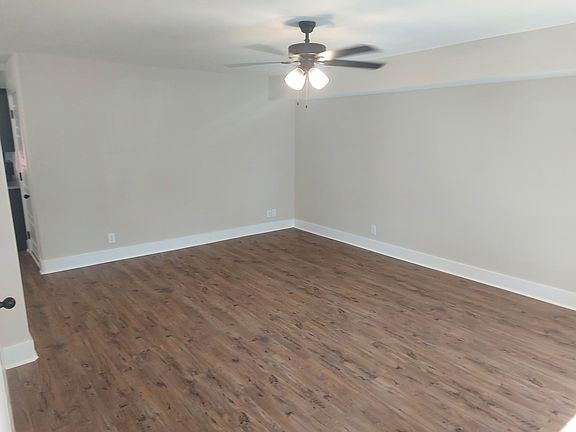 2nd image of 398 Martha Ln