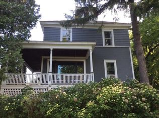 460-462 Colchester Ave, Burlington, VT 05401