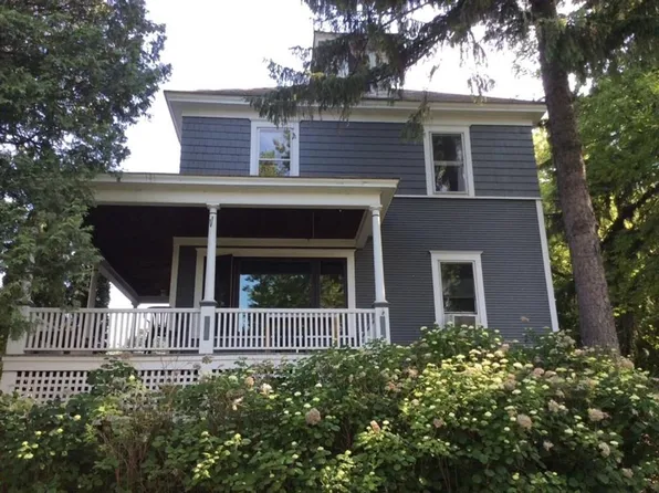 460-462 Colchester Avenue, Burlington, VT 05401