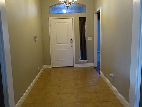 5th image of 606 E 97th St