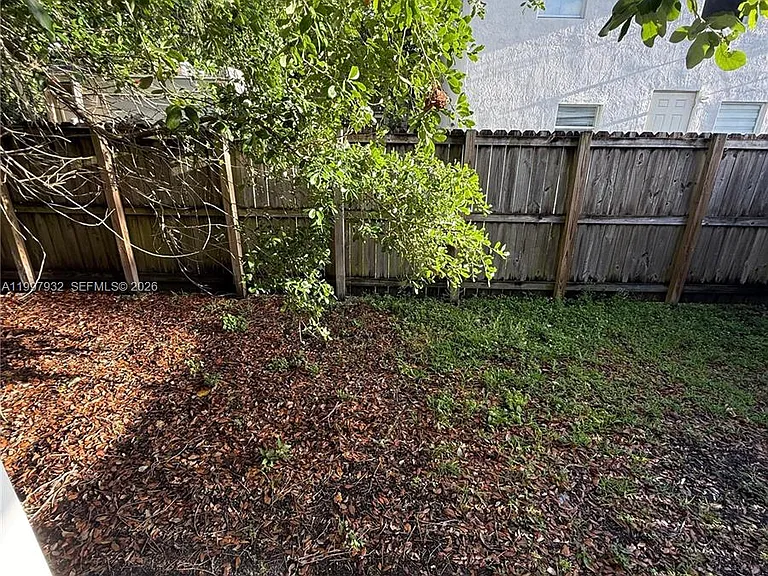 253 NW 48th St — Photo 20