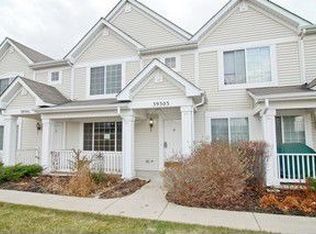 39303 N Melbourne Ct, Wadsworth, IL 60083