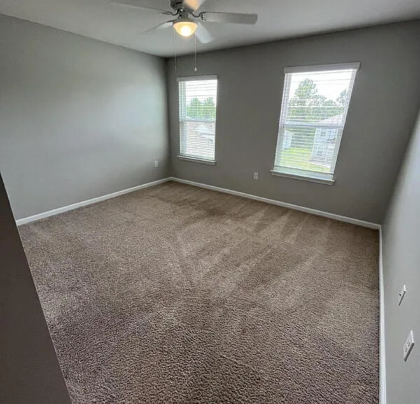 4905 Kensington Ln — Photo 12