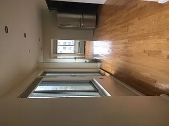 Rented by Kinyu Realty