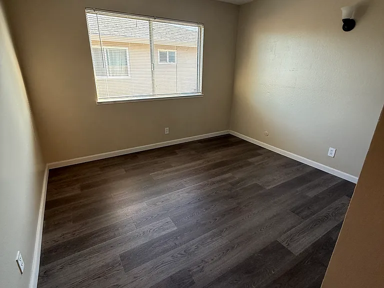 434 E Bianchi Rd #3 — Photo 7