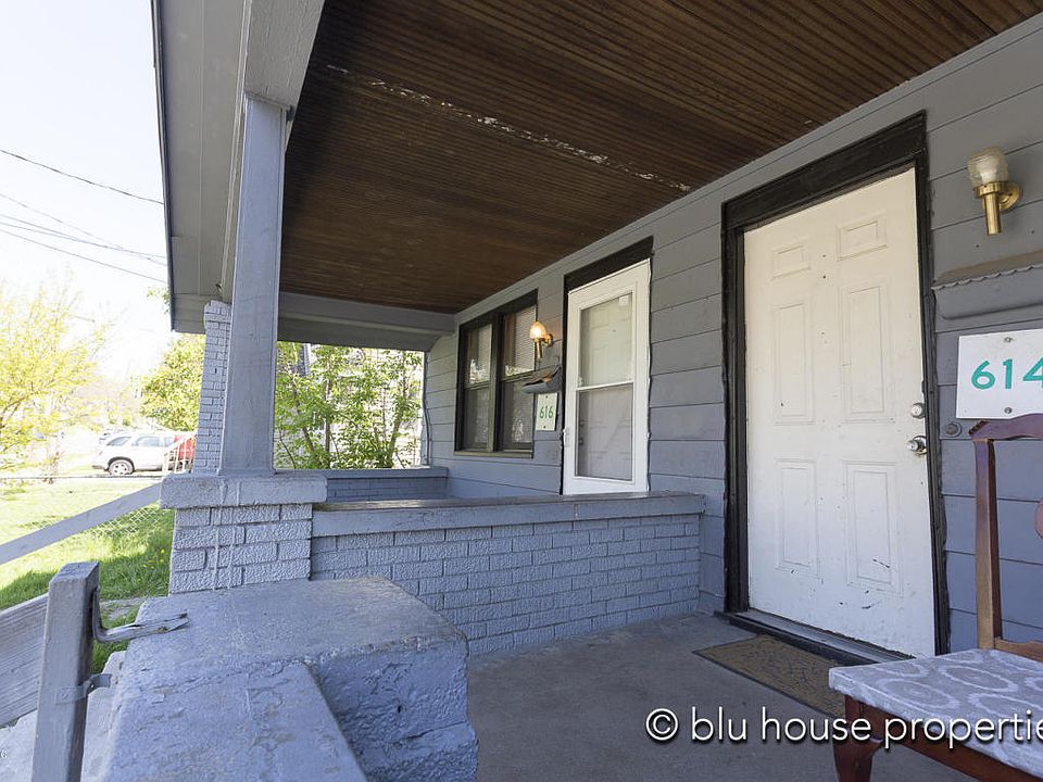 2nd image of 614 Oakdale St SE