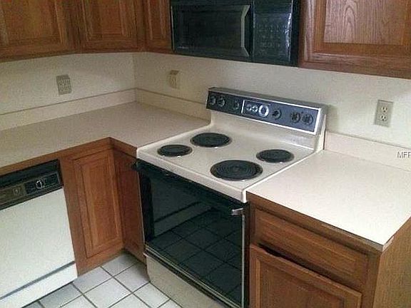 5th image of 2935 Monaco Ct #23