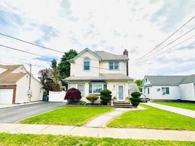 19 Moody Avenue, Freeport, NY, 11520