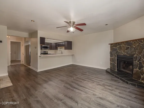 305 Donna Dr Unit 35, Anchorage, AK 99504