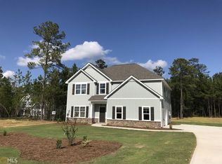 110 Stone Gate Dr, Lagrange, GA 30241