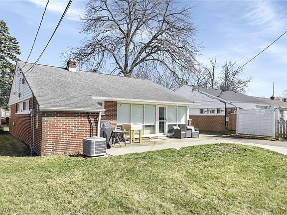 5th image of 536 Bayfair Dr