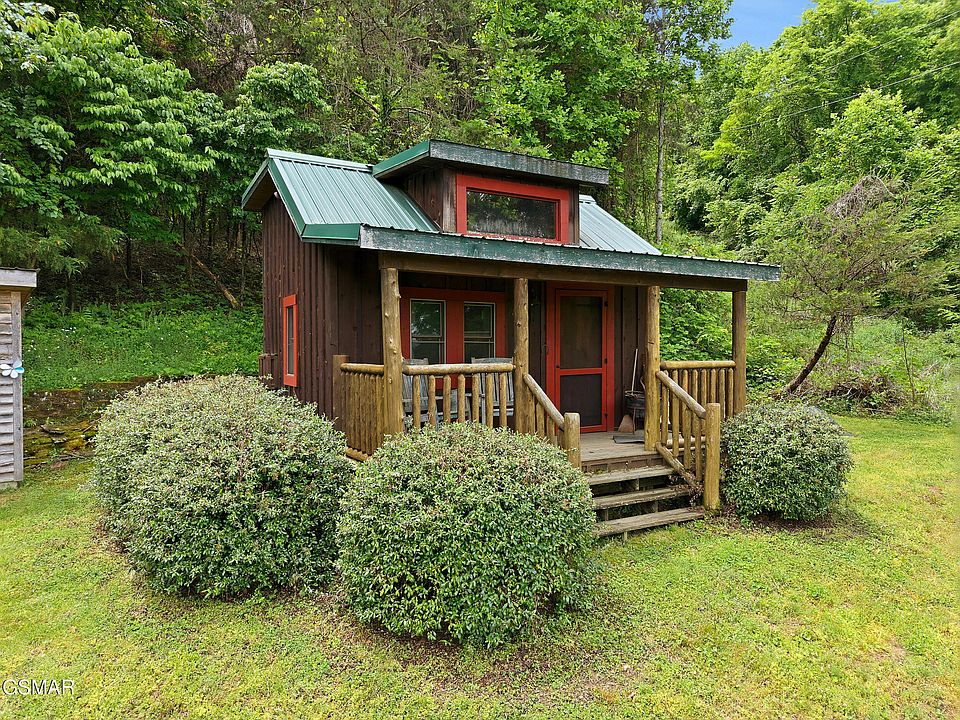 58th image of 1319 Licklog Hollow Rd