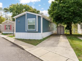 14 Spring Lake Ct, Delaware, OH 43015