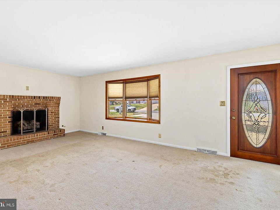 12007 Sheraton Hills Dr, Fredericksburg, VA 22407 Zillow