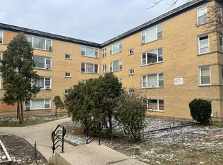 6128 N Damen Ave APT 2G, Chicago, IL 60659