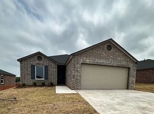 794 SW 11th St, Newcastle, OK 73065
