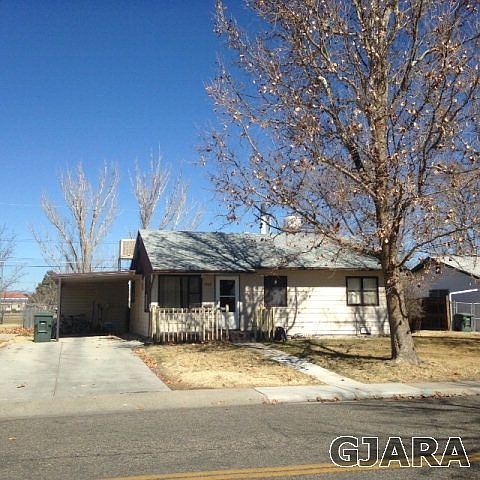 2nd image of 1942 Gunnison Ave