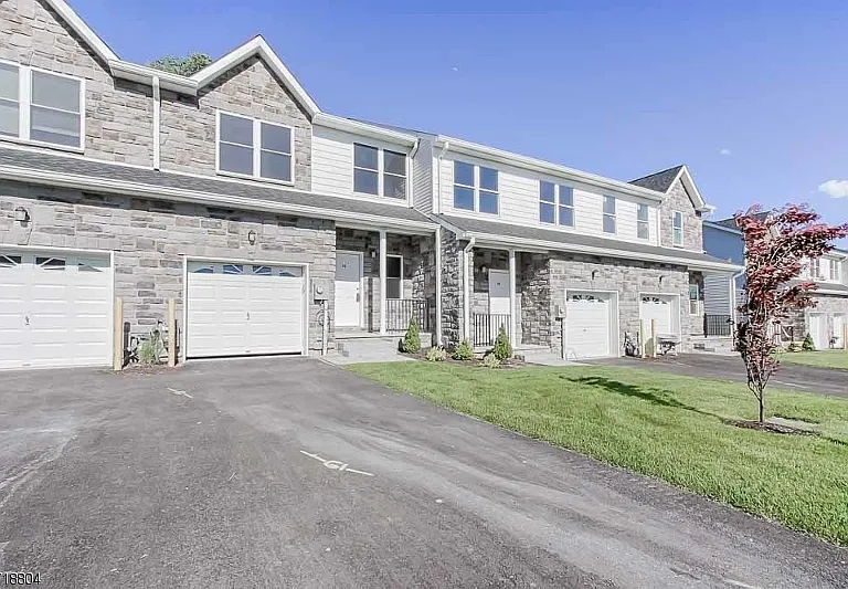 15 Decroce Ct — Photo 23