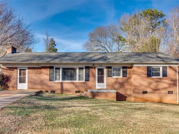 2424 Middleton Dr, Gastonia, NC 28054