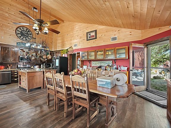 3rd image of 1850 W Ranch Road 337