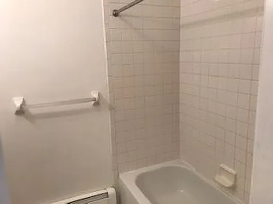 Rented by Compass | media 19