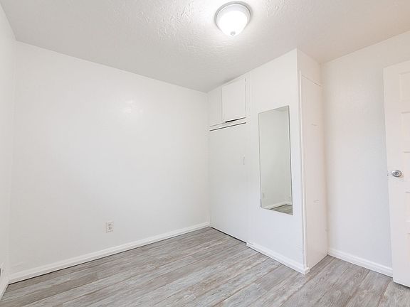 2nd image of 5108-5120 NE Killingsworth St #5112