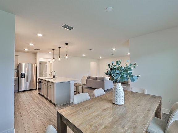 5th image of 30089A Skylark Dr
