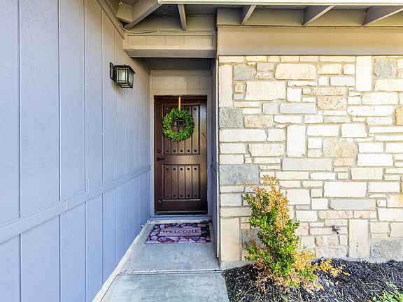 3rd image of 5329 King Henry Dr