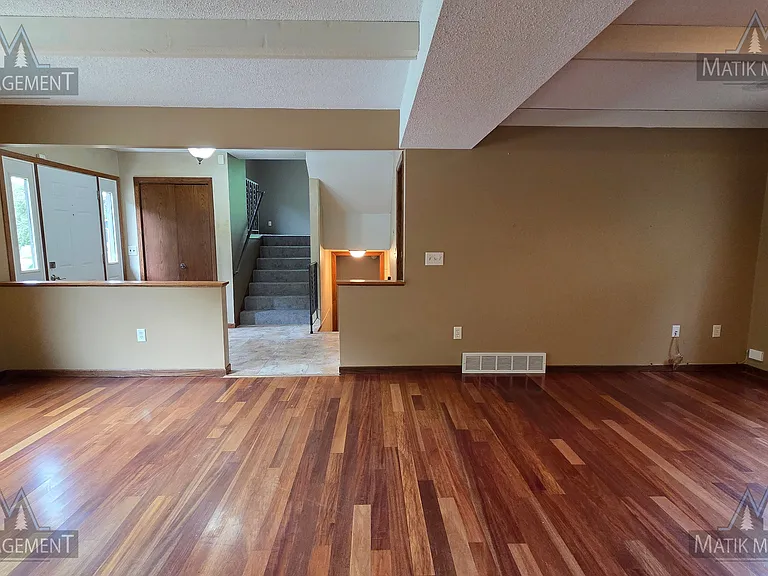 703 Northern Hills Dr NE — Photo 67
