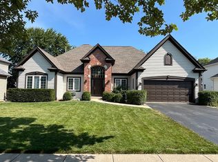 2339 Kidwell Dr, West Chicago, IL 60185